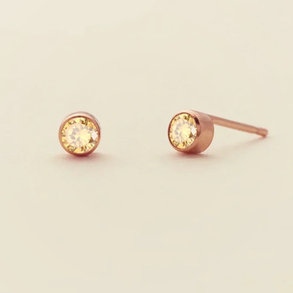 Stainless Steel 4mm Faux Topaz Zircon Stud Earrings Gold Tone Nov Birthstone